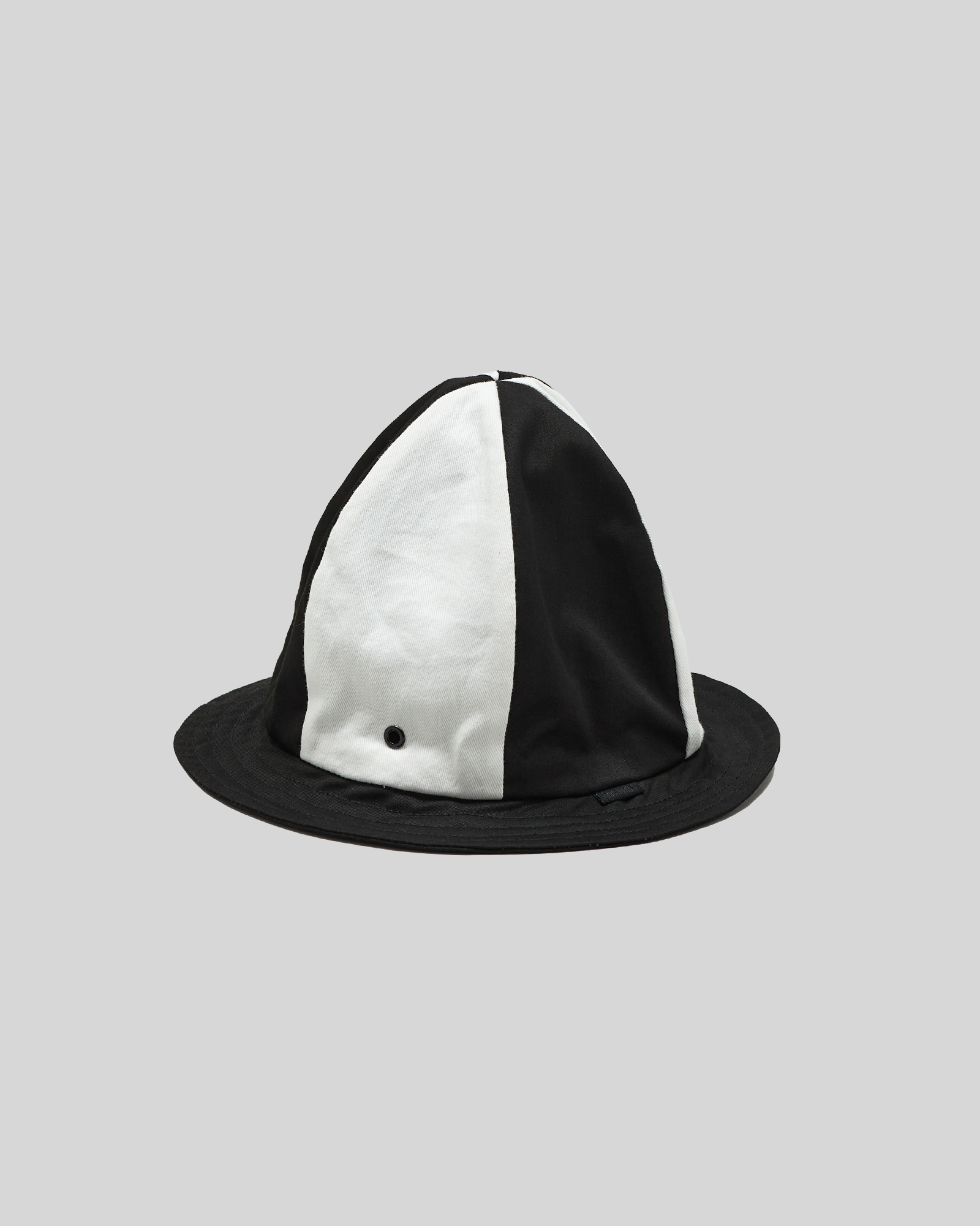 tall bucket hat - black & white